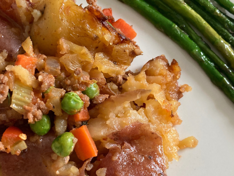 Eating Well Made Easy: Upside Down Shepherd’s Pie with Garlic Smashed&nbsp;Potatoes